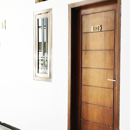 Rosa Pavilion Syariah Redpartner مالانغ المظهر الخارجي الصورة